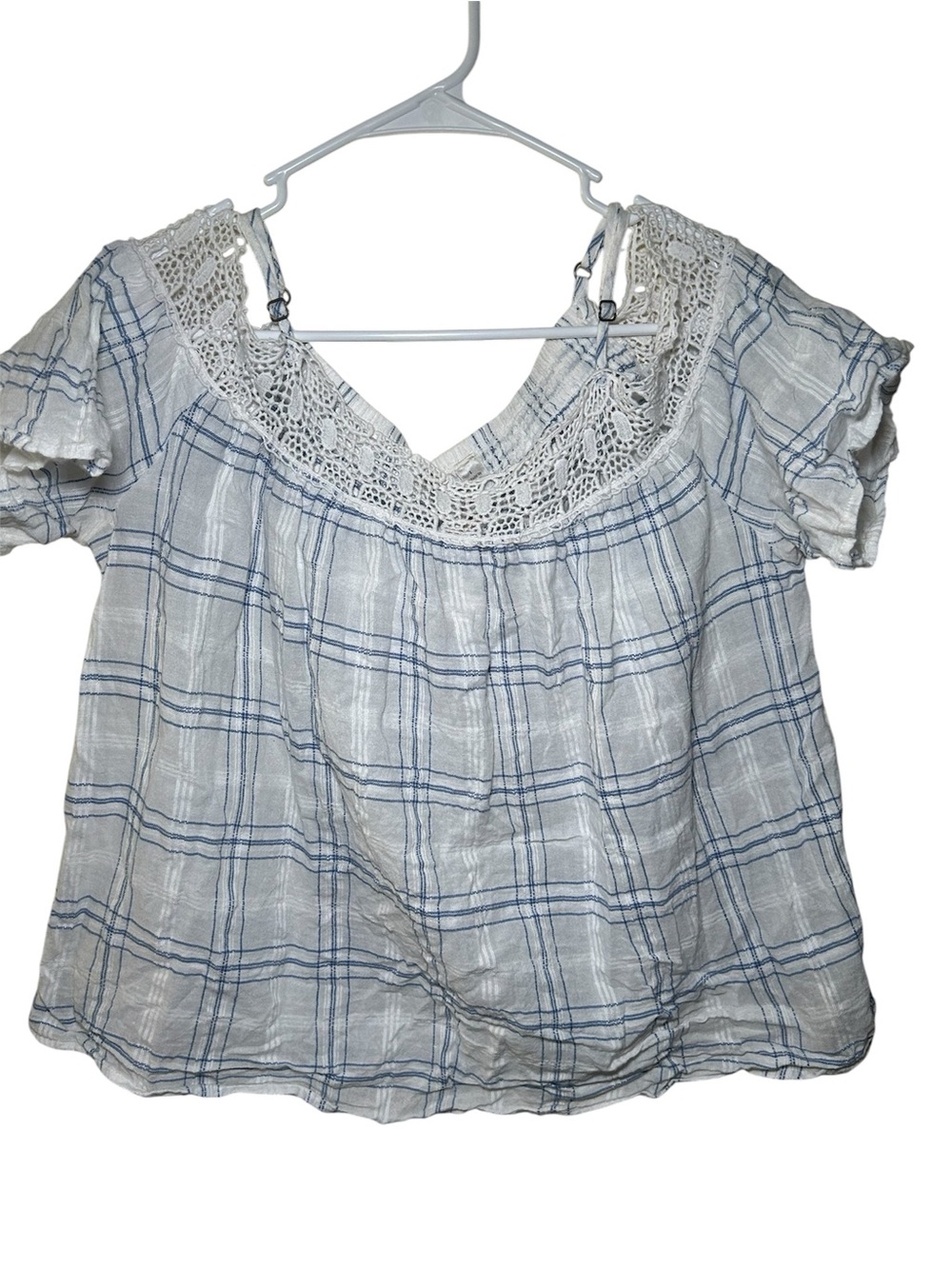 LC Lauren Conrad Lace-Trim Plaid Off-Shoulder Top White Blue Light Casual Comfor